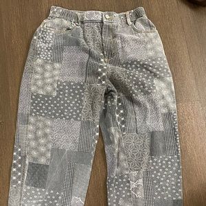 Stretchy patterned baggy pants